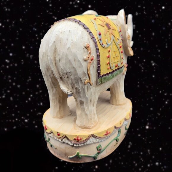 Seymore Mann Elephant Figurine Circus Entertainment Animal Figurine Resin 8”W 7” - Picture 4 of 9